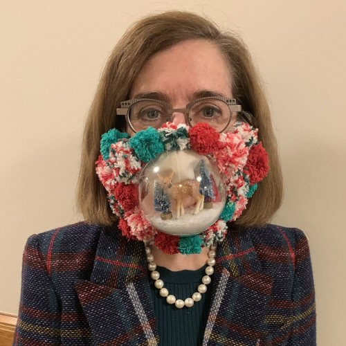 Ore Gov's mad mask