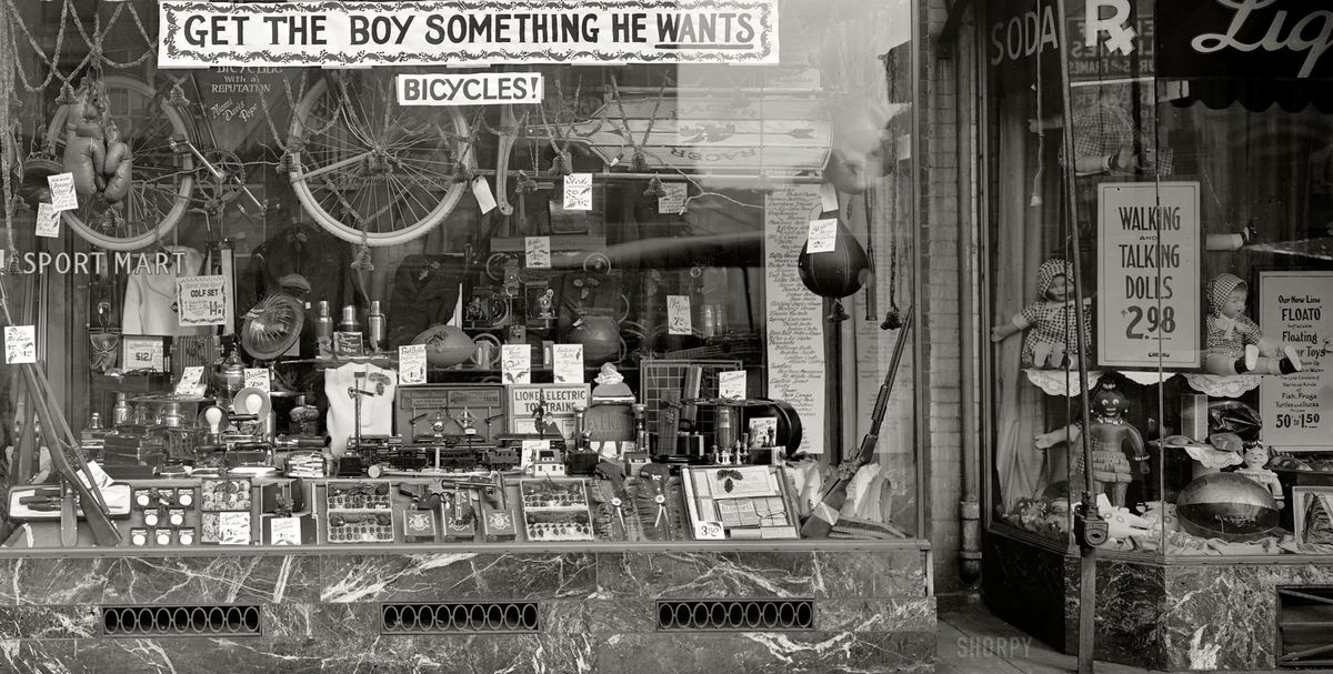 Store with Christmas gifts, 1923